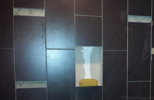 tile shower with foam niche